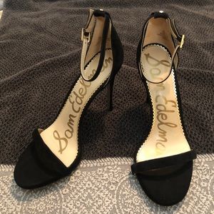 Sam Edelman Ankle Pump